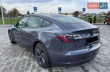 Седан Tesla Model 3 2021 в Львове