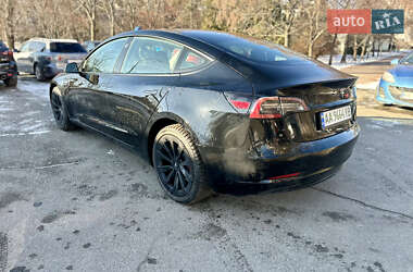 Седан Tesla Model 3 2023 в Киеве