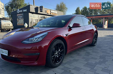 Седан Tesla Model 3 2018 в Дніпрі