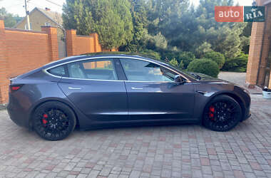 Седан Tesla Model 3 2018 в 