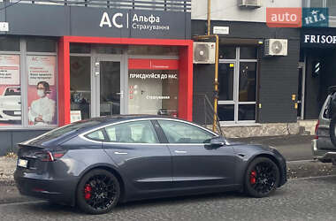 Седан Tesla Model 3 2018 в 