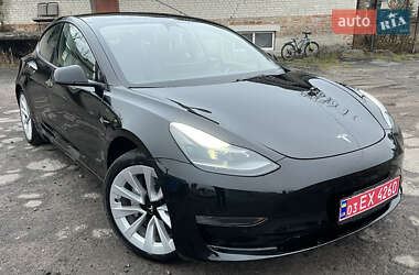 Седан Tesla Model 3 2022 в Луцьку