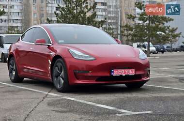 Седан Tesla Model 3 2018 в Николаеве