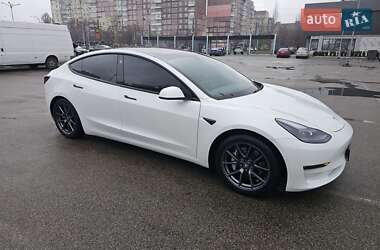 Седан Tesla Model 3 2021 в Дніпрі