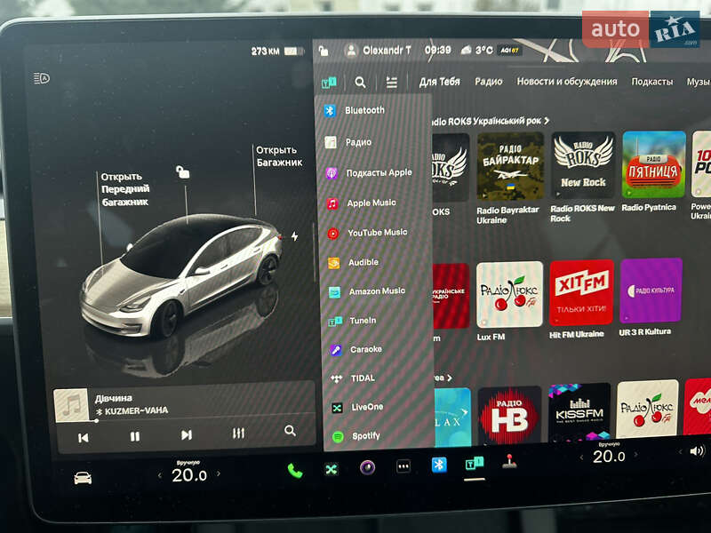 Седан Tesla Model 3 2023 в Рівному