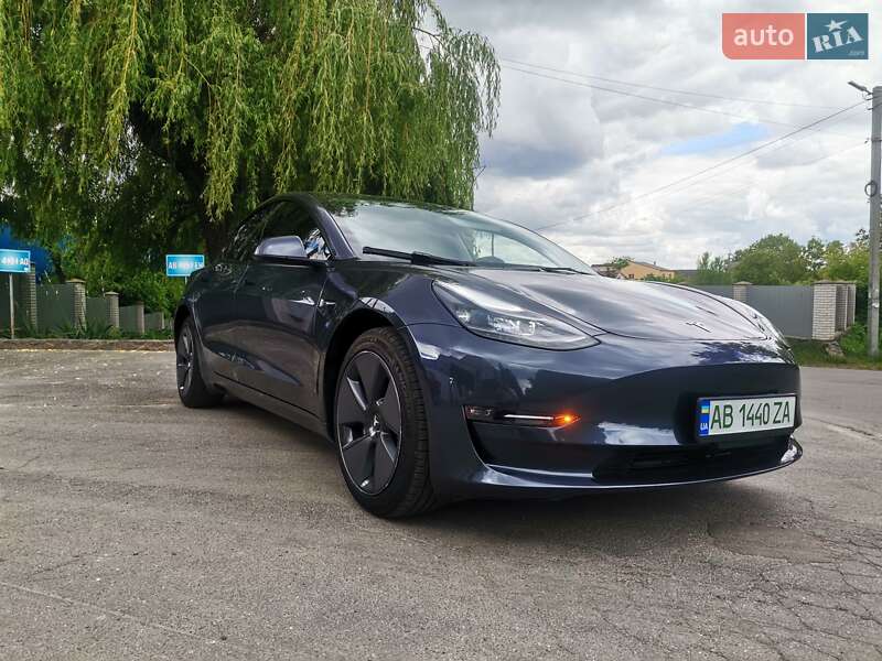 Tesla Model 3 2023