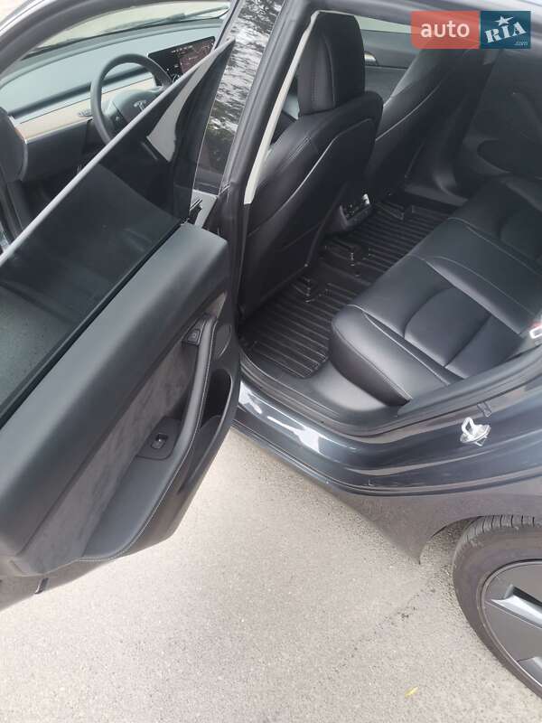 Седан Tesla Model 3 2023 в Виннице фото 14 Седан Tesla Model 3 2023 в Виннице