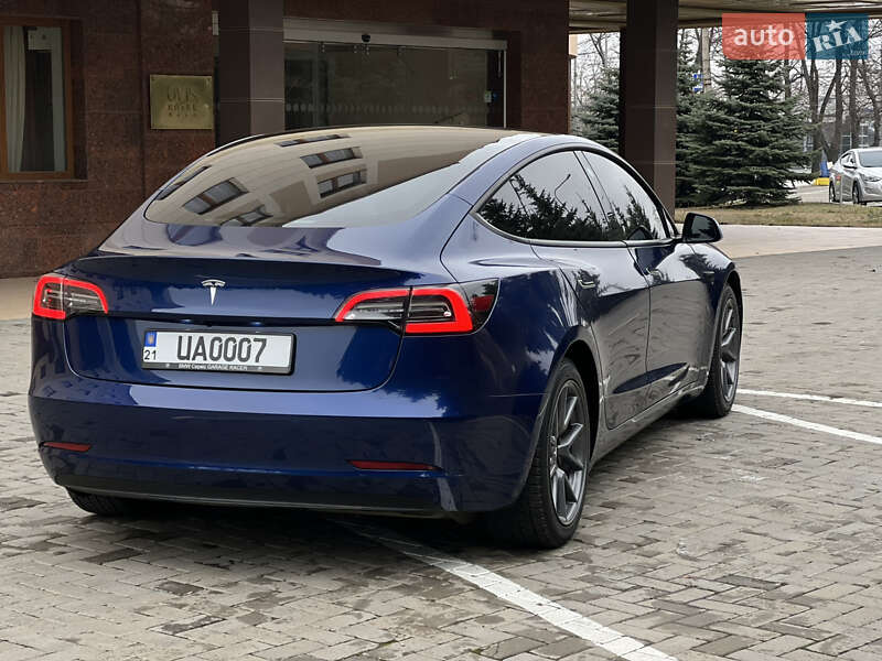 Седан Tesla Model 3 2021 в Харкові