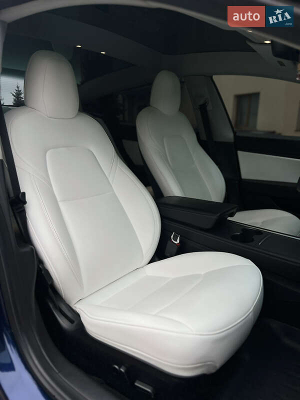 Седан Tesla Model 3 2021 в Харкові