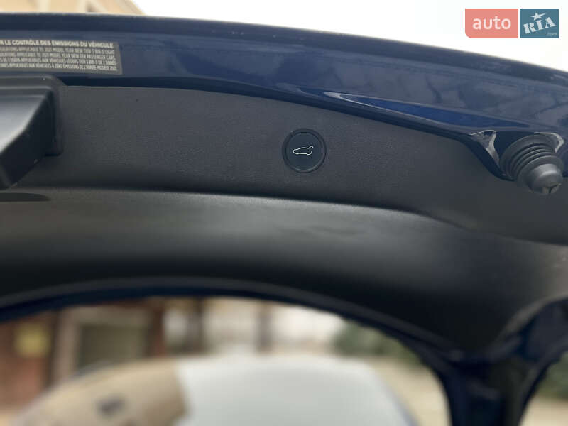 Седан Tesla Model 3 2021 в Харкові