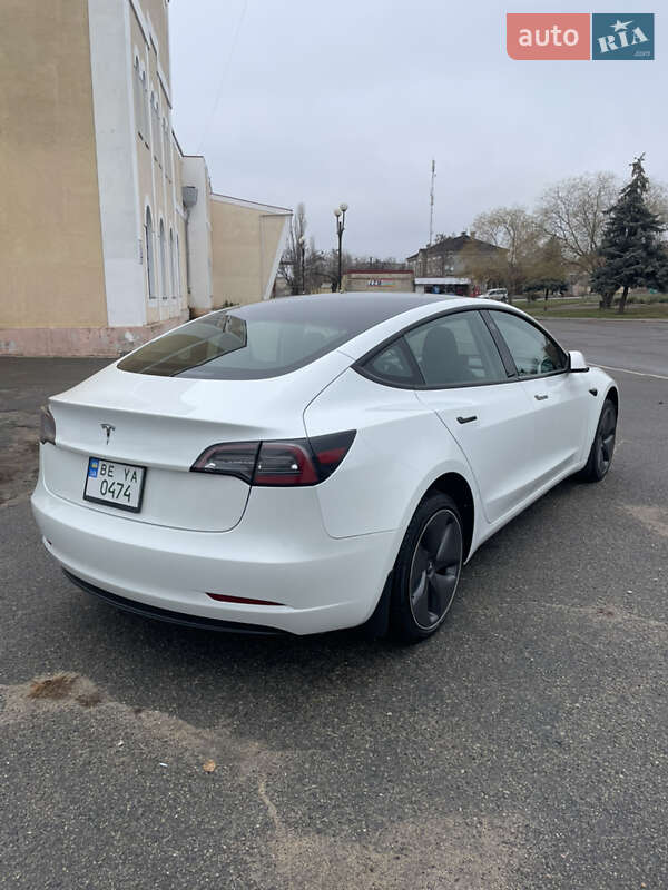 Седан Tesla Model 3 2022 в Вознесенске