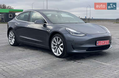 Седан Tesla Model 3 2019 в Радивиліві