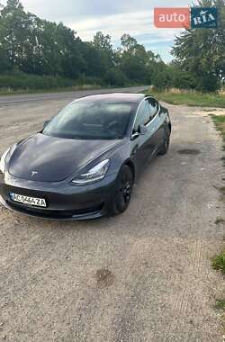 Седан Tesla Model 3 2018 в Луцке