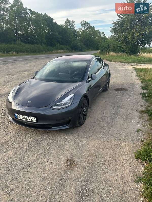 Седан Tesla Model 3 2018 в Луцьку фото 4 Седан Tesla Model 3 2018 в Луцьку