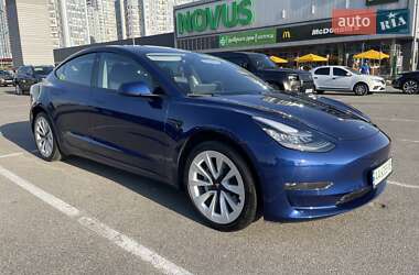 Седан Tesla Model 3 2022 в Києві