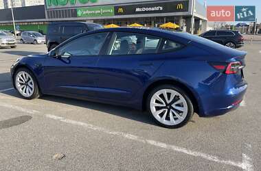 Седан Tesla Model 3 2022 в Києві