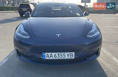 Седан Tesla Model 3 2022 в Києві