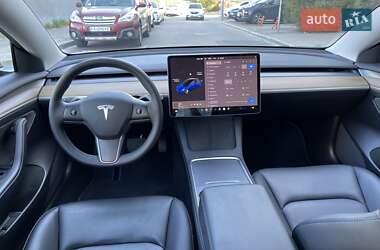 Седан Tesla Model 3 2022 в Києві