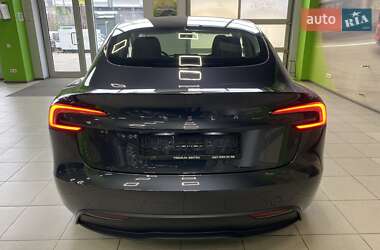 Седан Tesla Model 3 2024 в Киеве