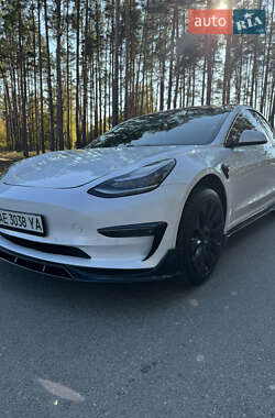 Седан Tesla Model 3 2019 в Києві