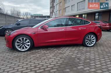 Седан Tesla Model 3 2018 в Львові