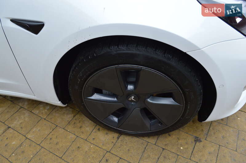 Седан Tesla Model 3 2022 в Львові фото 10 Седан Tesla Model 3 2022 в Львові