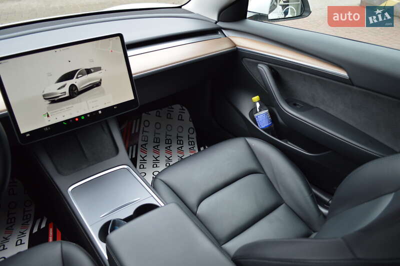Седан Tesla Model 3 2022 в Львові фото 30 Седан Tesla Model 3 2022 в Львові