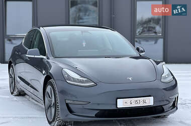 Седан Tesla Model 3 2019 в Тернополі