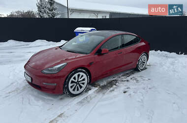 Седан Tesla Model 3 2022 в Львове