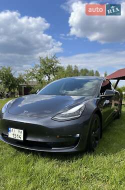 Седан Tesla Model 3 2018 в Броварах