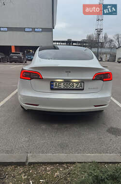 Седан Tesla Model 3 2019 в Дніпрі