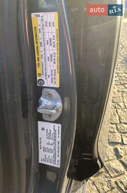 Седан Tesla Model 3 2020 в 