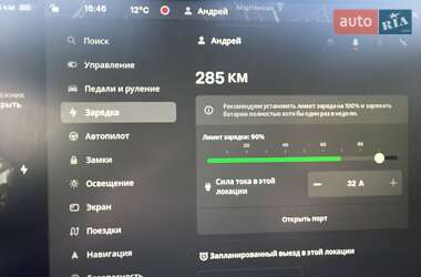 Седан Tesla Model 3 2022 в 