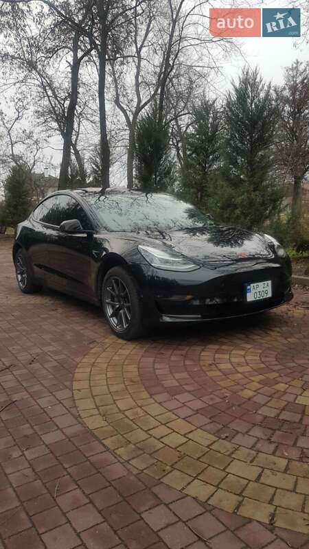 Седан Tesla Model 3 2018 в Запоріжжі