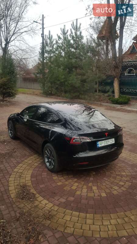 Седан Tesla Model 3 2018 в Запоріжжі