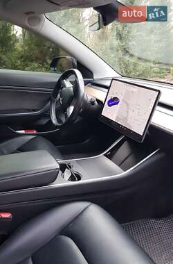 Седан Tesla Model 3 2018 в Запорожье