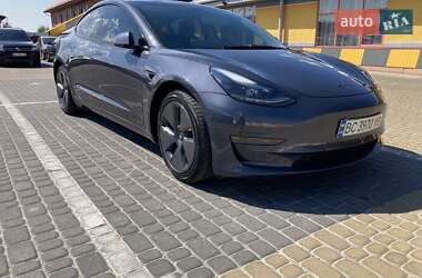 Седан Tesla Model 3 2021 в Львові