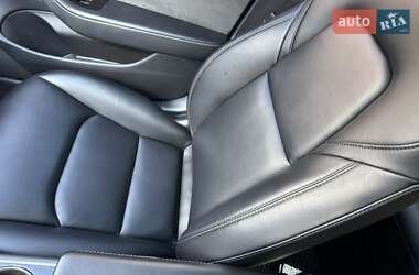 Седан Tesla Model 3 2019 в Киеве