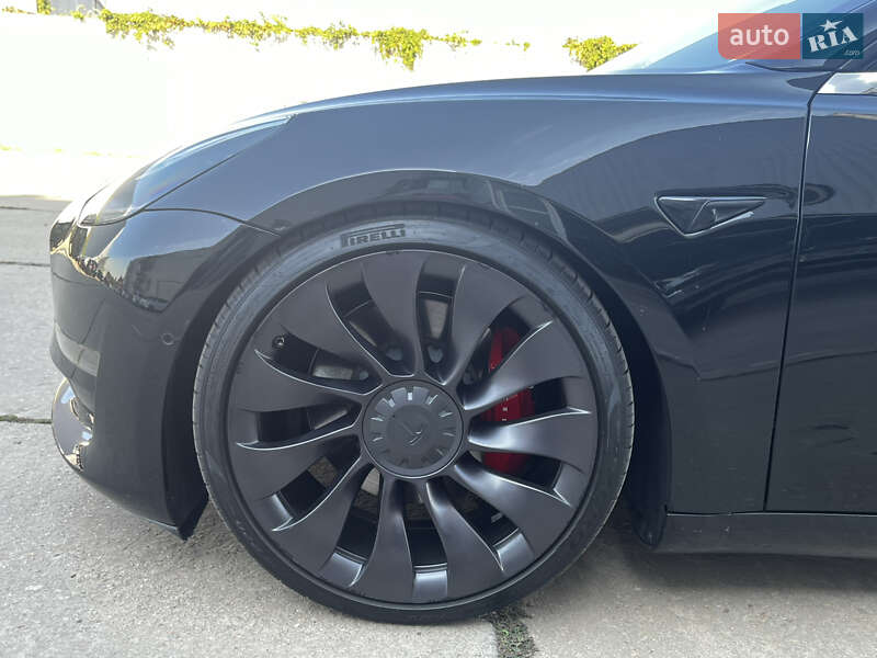 Седан Tesla Model 3 2019 в Одессе