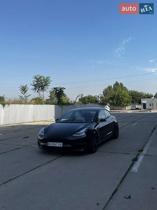 Седан Tesla Model 3 2019 в Одессе