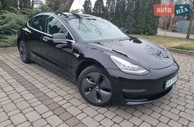 Седан Tesla Model 3 2019 в Киеве