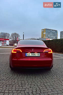 Седан Tesla Model 3 2020 в 