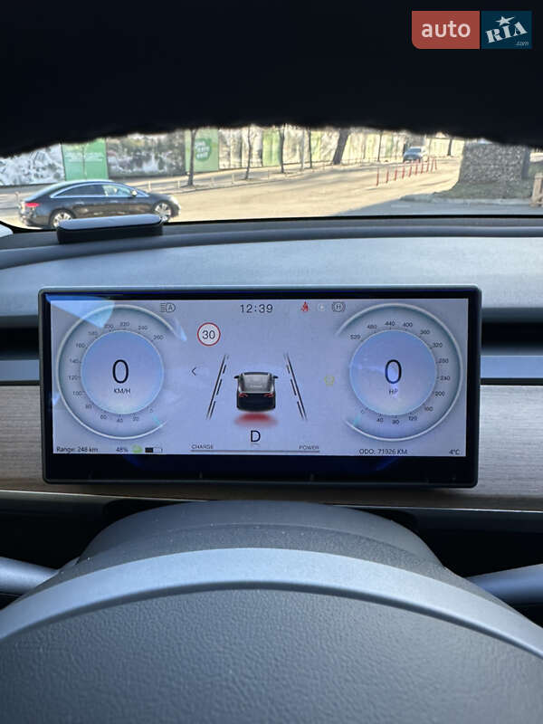 Седан Tesla Model 3 2022 в Киеве фото 26 Седан Tesla Model 3 2022 в Киеве