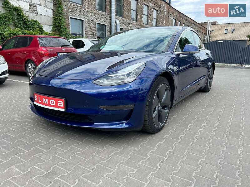 Седан Tesla Model 3 2018 в 
