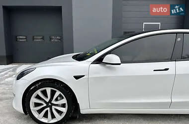 Седан Tesla Model 3 2019 в Киеве