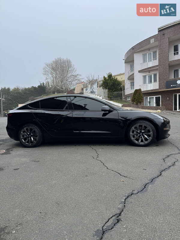 Седан Tesla Model 3 2021 в Одесі