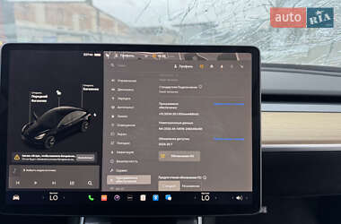 Седан Tesla Model 3 2019 в 