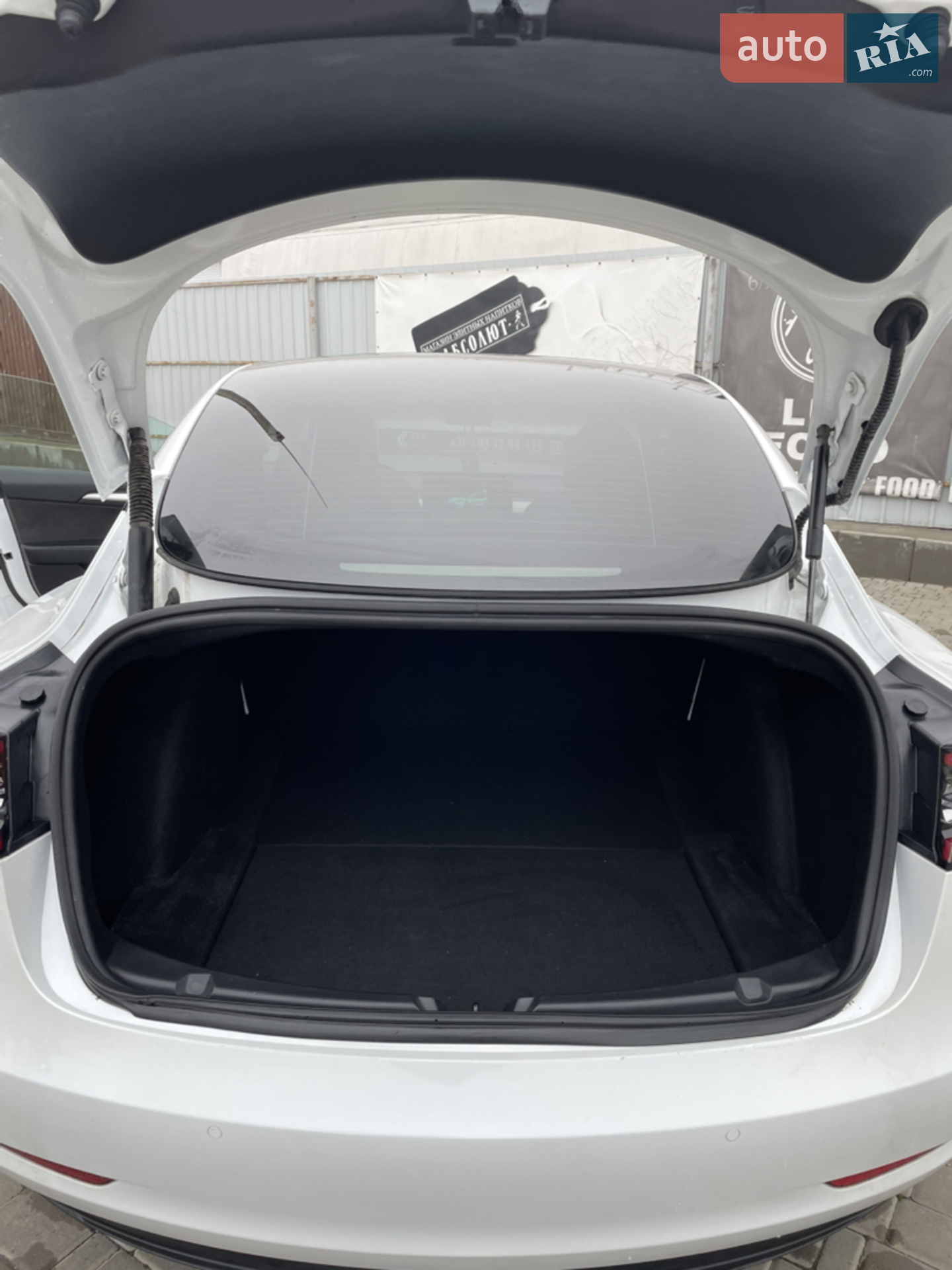 2022 Tesla Model 3 - мініатюра 11