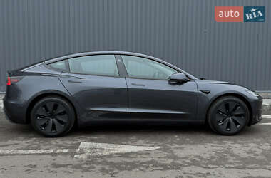 Седан Tesla Model 3 2024 в Николаеве