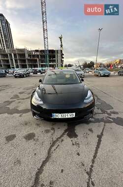 Седан Tesla Model 3 2018 в 